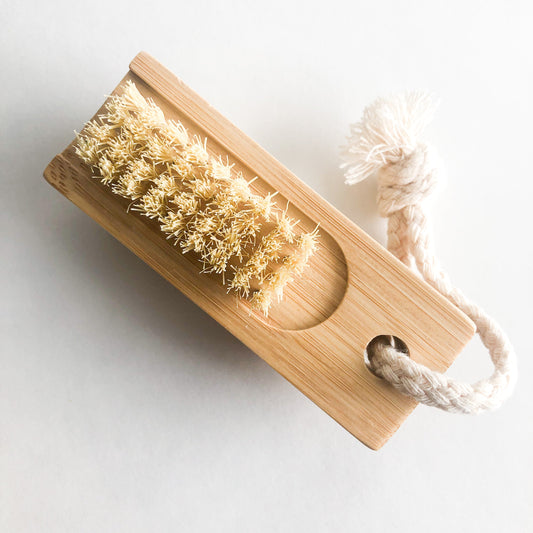 Double-Sided Bamboo Nail Brush – Sisal Bristles, Zero-Waste