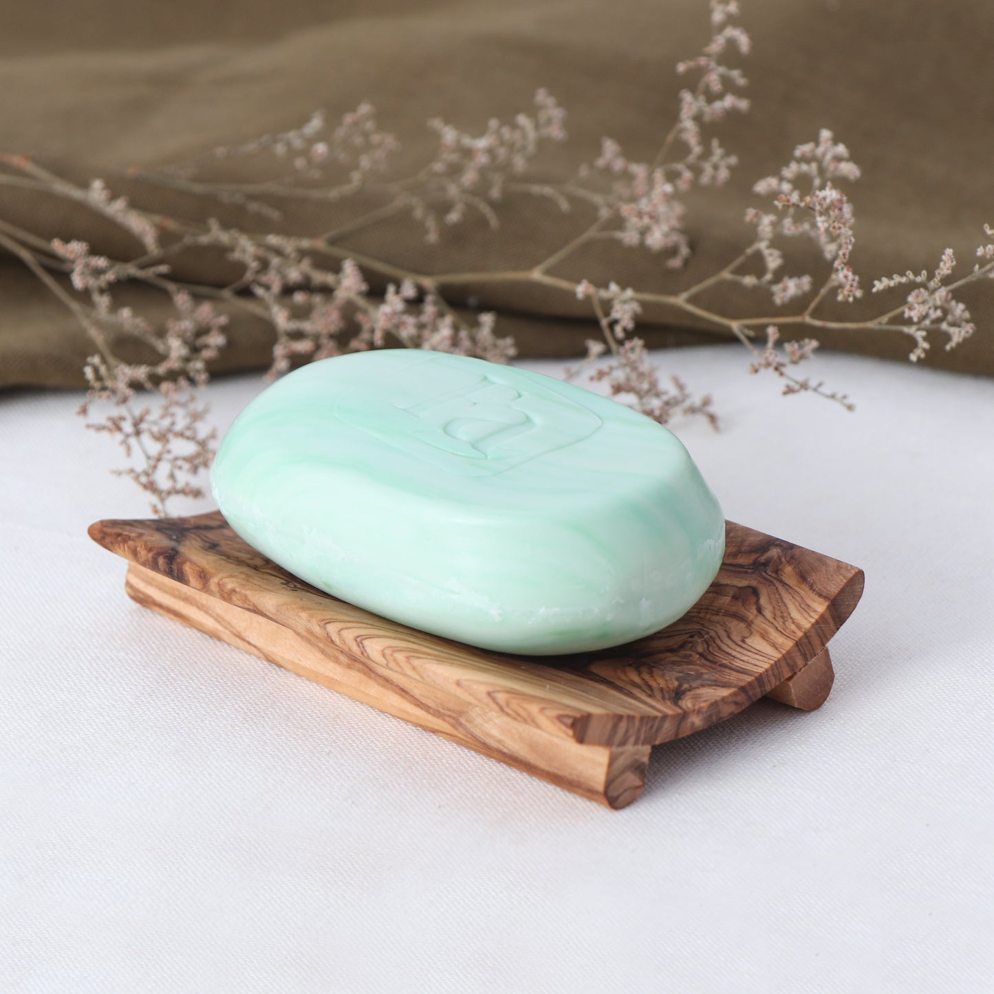 Olive Wood Soap Dish – My Quirky Bathroom Buddy