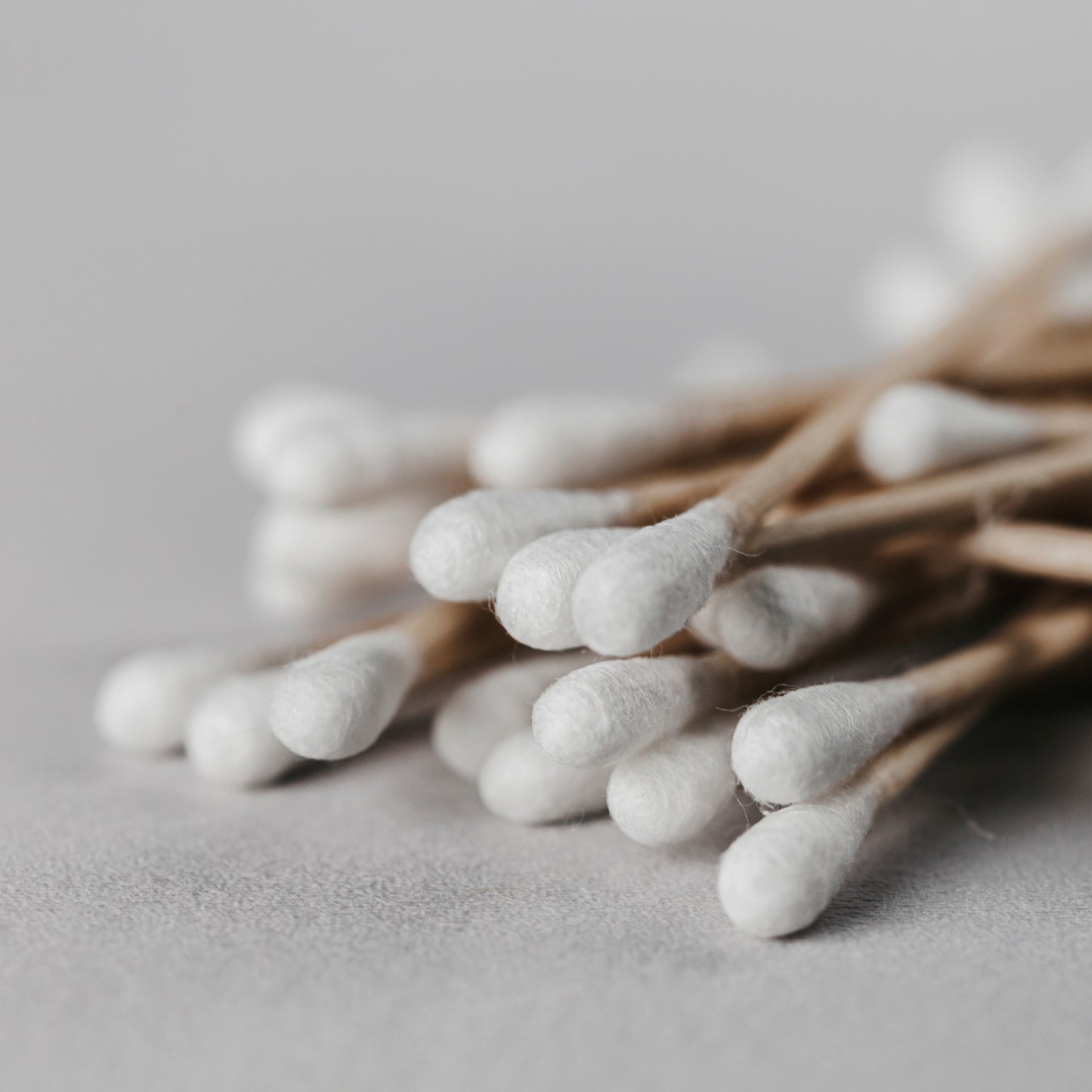 Organic Cotton & Bamboo Swabs – 500 Biodegradable Pack