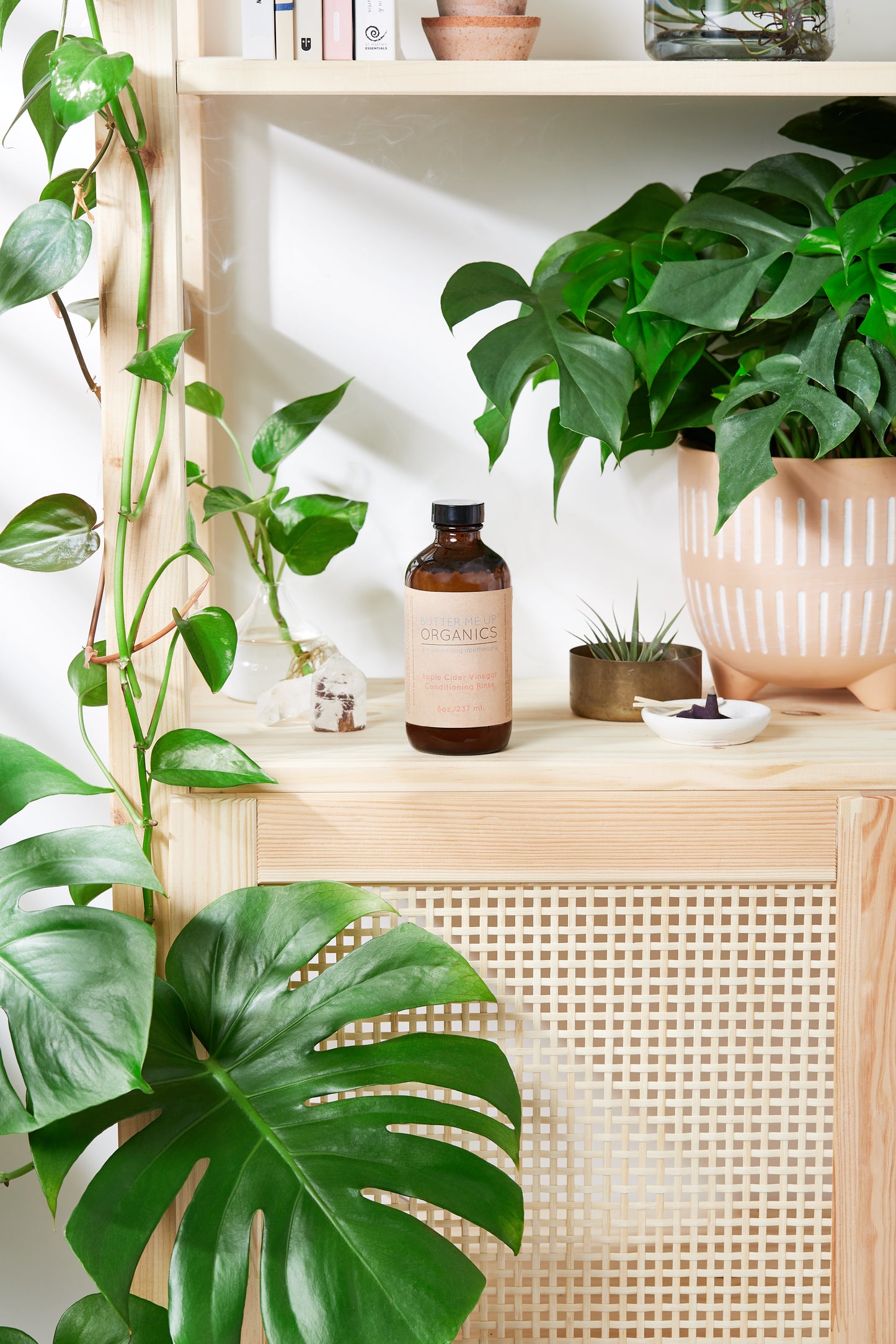 Organic Apple Cider Vinegar Hair Rinse – Natural Conditioner