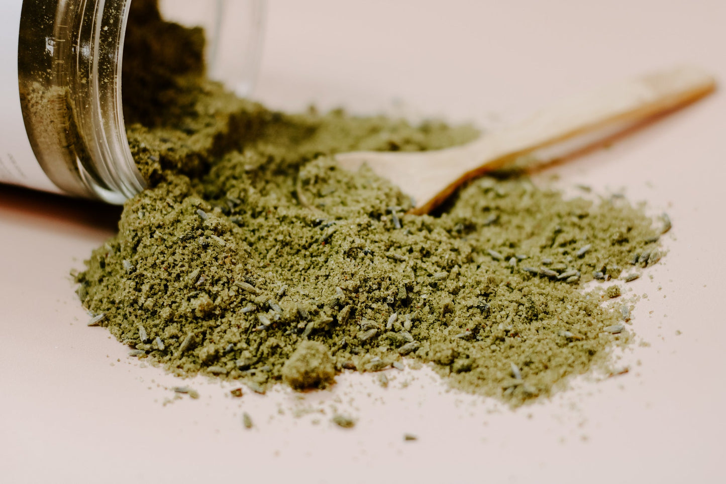 Matcha + Lemongrass Bath Soak – 16oz Rejuvenating Blend