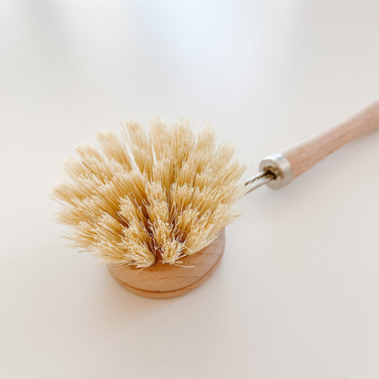 Wooden Dish Brush with Replaceable Sisal Head – Plastic Free Cleaning