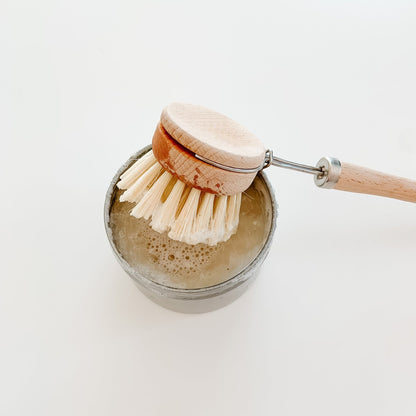 Sustainable wooden brush for cleaning pots and pans