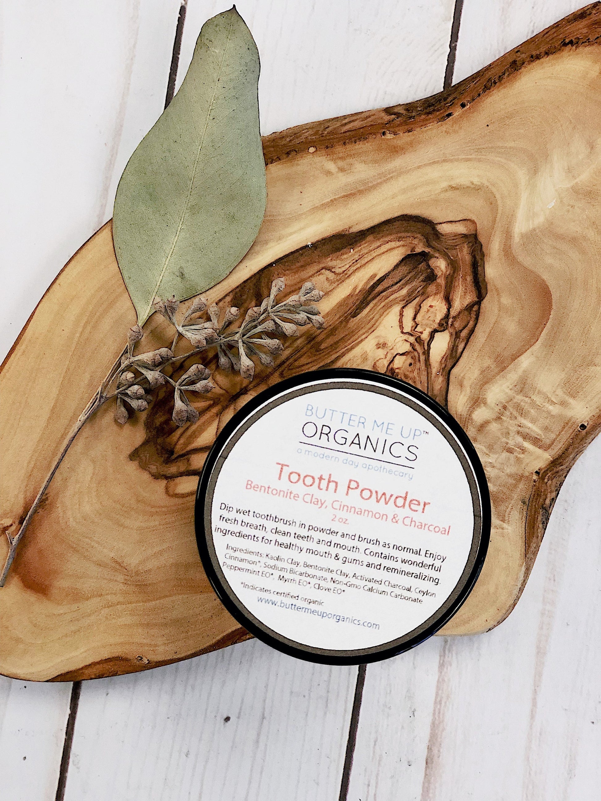 Herbal activated charcoal tooth powder for oral care